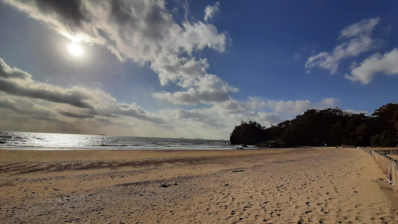 Sandee Sambong Beach