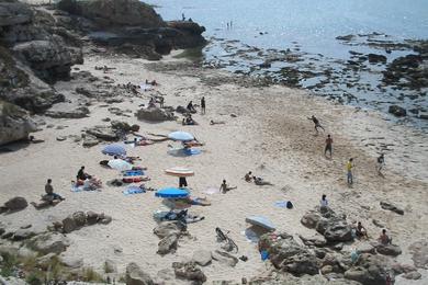 Sandee Plage La Falaise