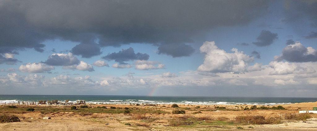 Sandee Poleg Beach