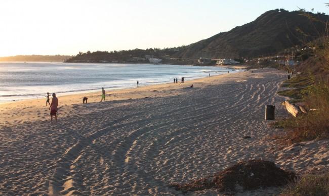 Sandee Puerco Beach
