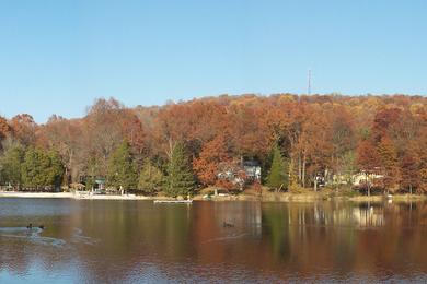 Sandee Sunset Lake