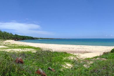 Sandee Garanhan Beach