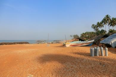 Sandee Nainamadama Beach