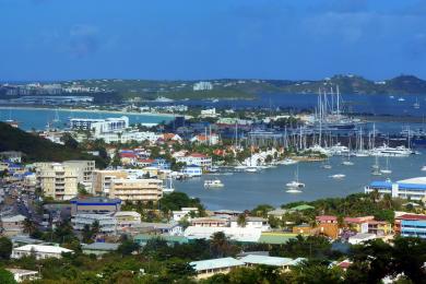 Sandee Cole Bay Beach