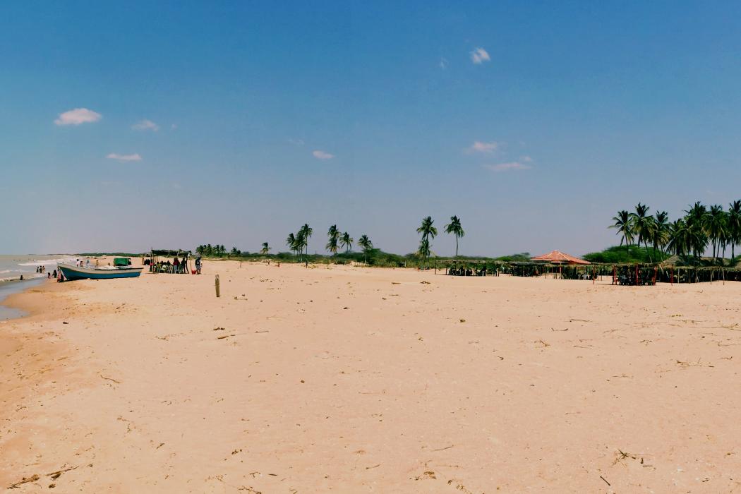 Sandee Camarones Beach