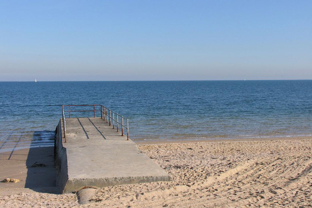 Sandee Middle Park Beach