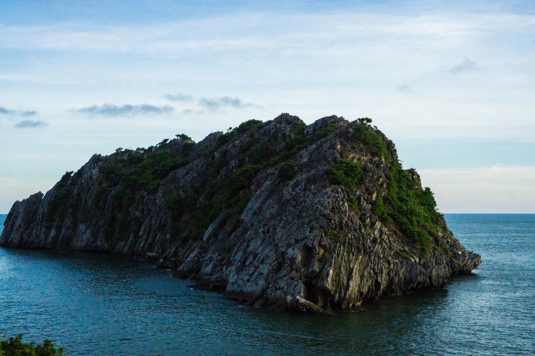 Sandee Cat Co Beach -Cat Ba Island
