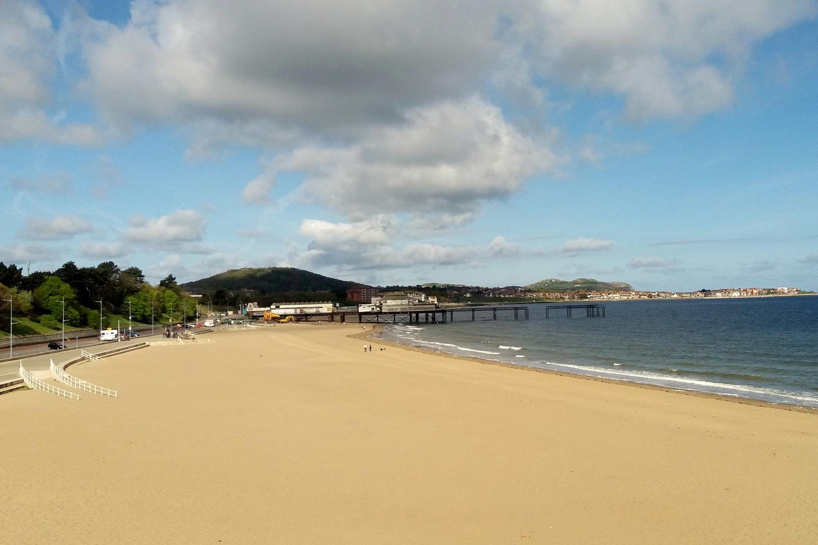 Sandee - HomePage / Colwyn Bay