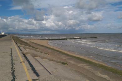 Sandee Prestatyn Central Beach