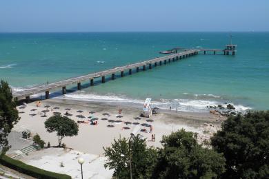 Sandee Burgas Central Beach