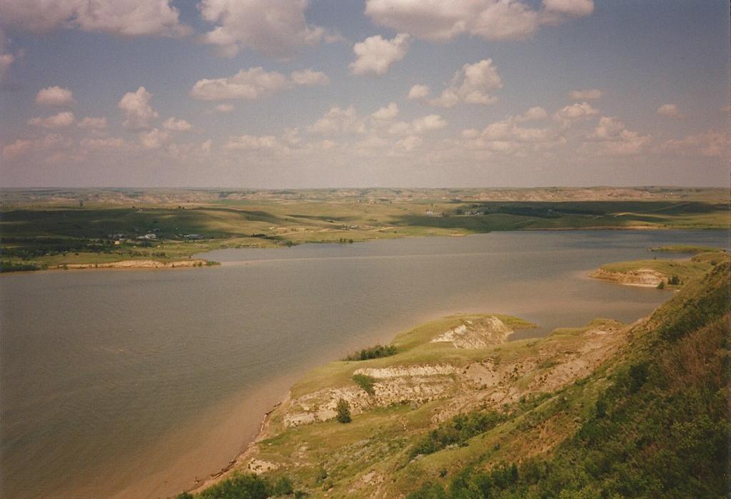 Sandee Lake Sakakawea State Park