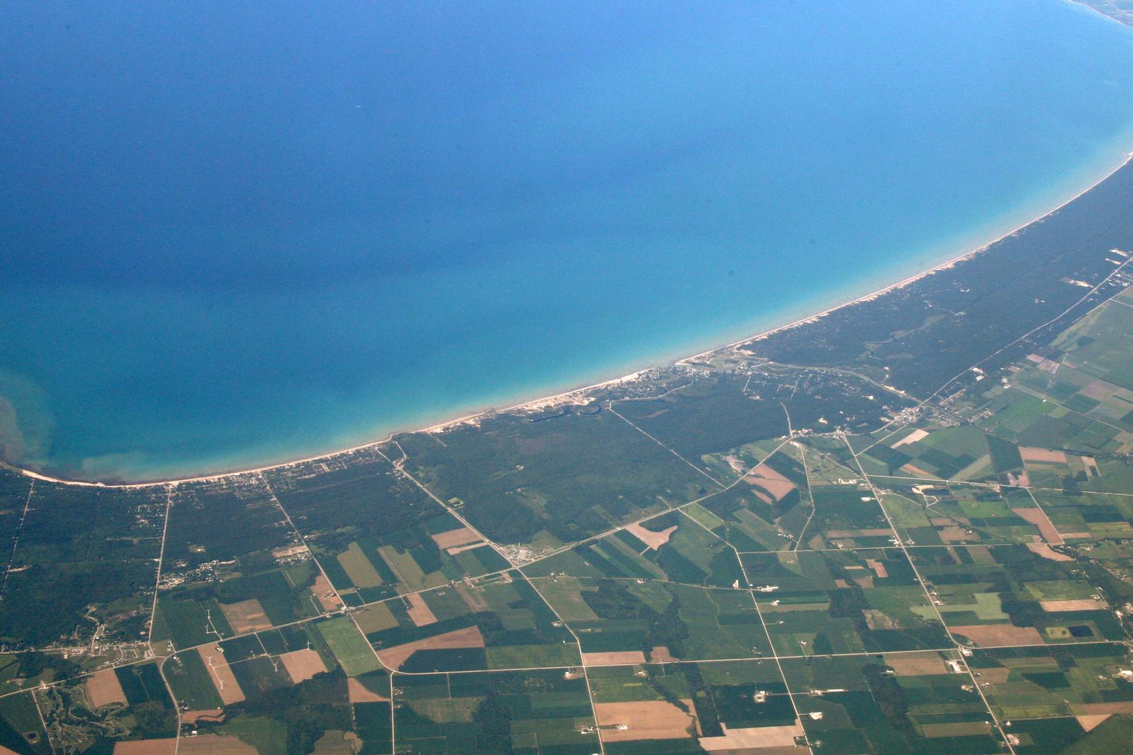Sandee - HomePage / Lambton Shores