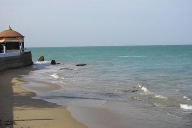 Sandee Tiruchendur Beach