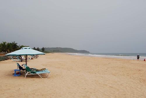 Sandee Busua Beach
