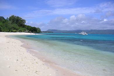 Sandee Pele Island Beach