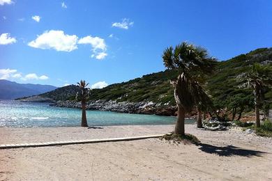Sandee Livadaki Beach