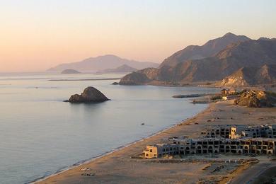 Sandee Lake Beach Dibba