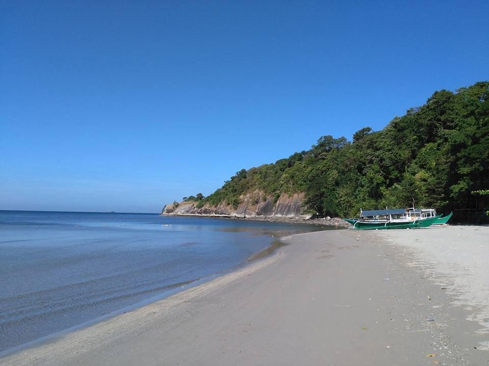 Sandee Munting Buhangin Beach Camp
