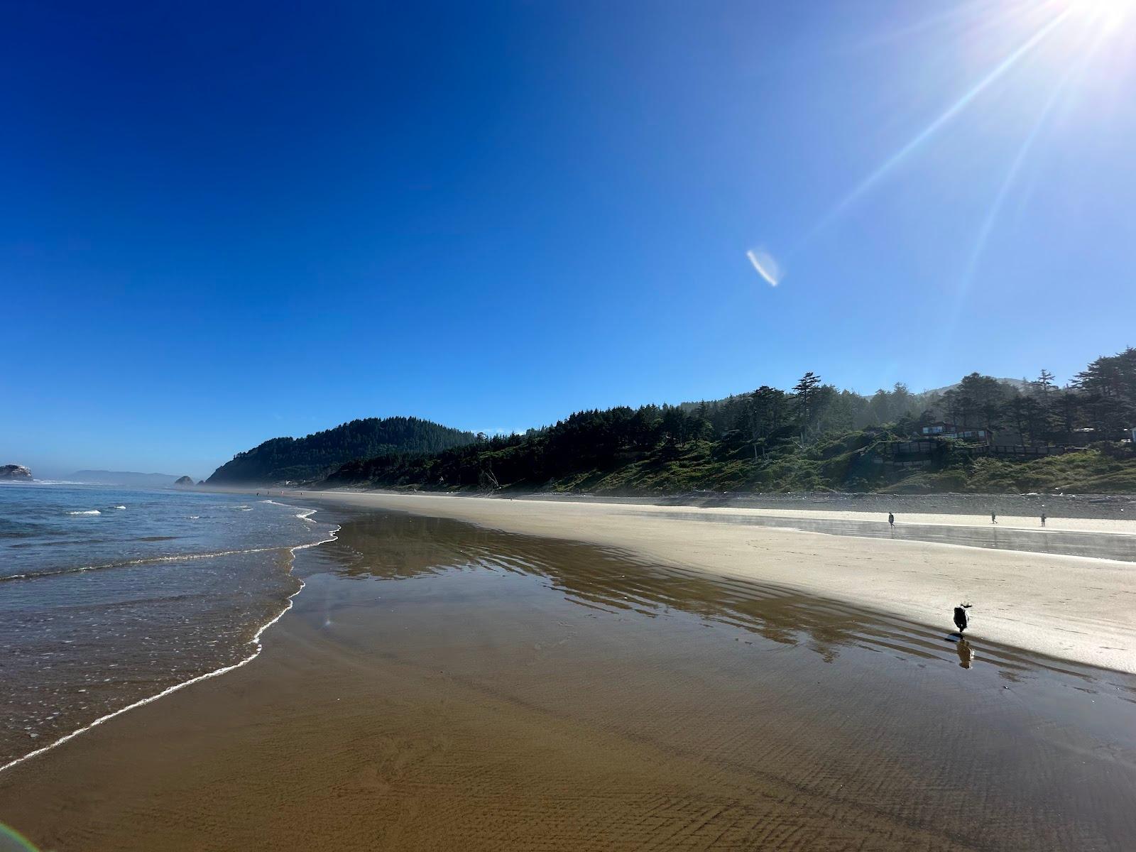 Sandee Cove Beach