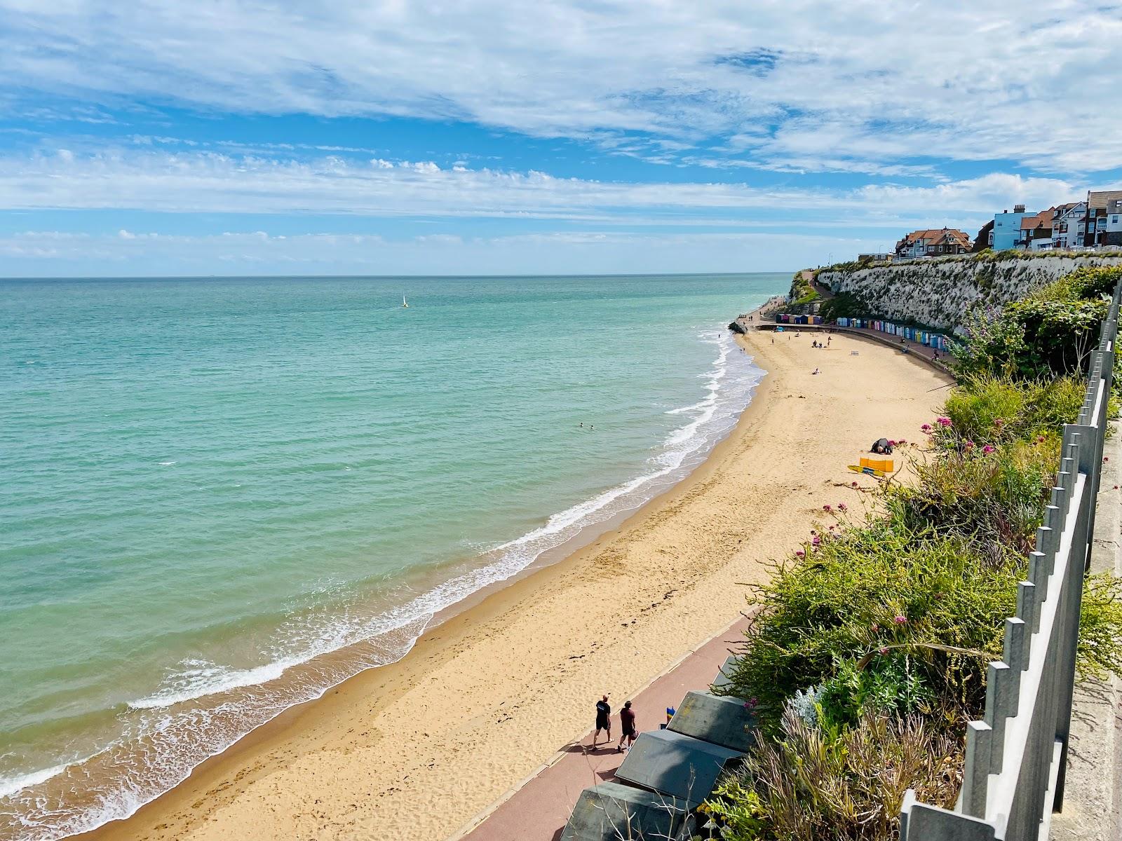 Sandee Stone Bay