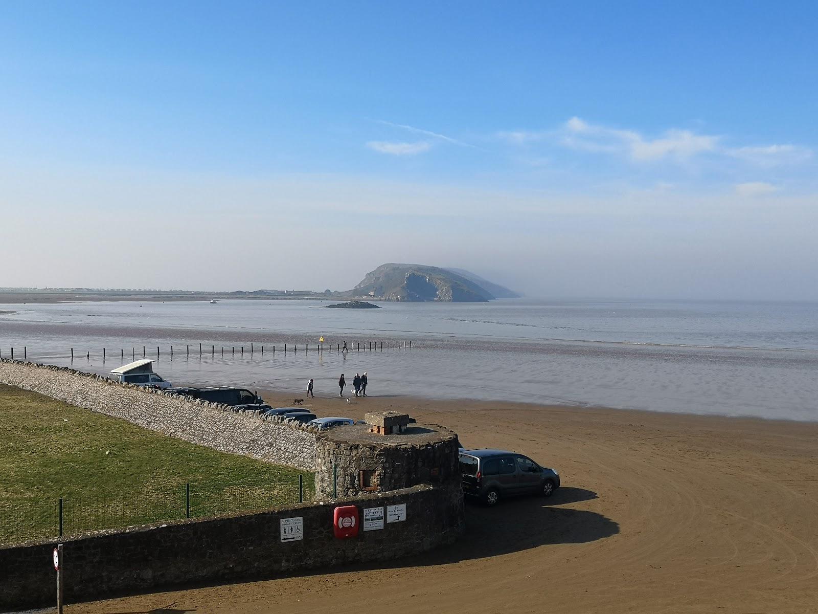 Sandee Uphill Slipway Beach
