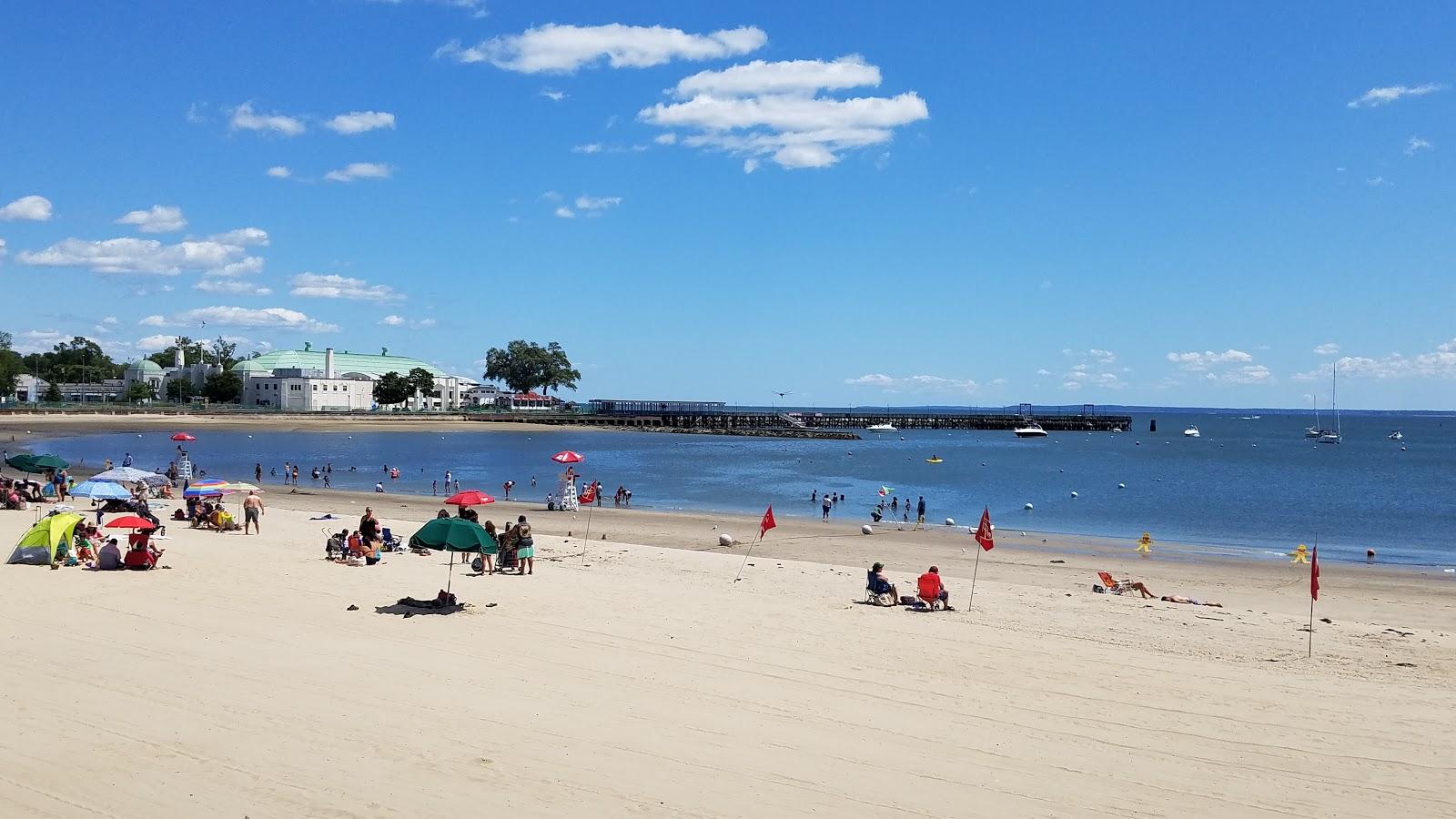 Sandee Spring Vale Beach