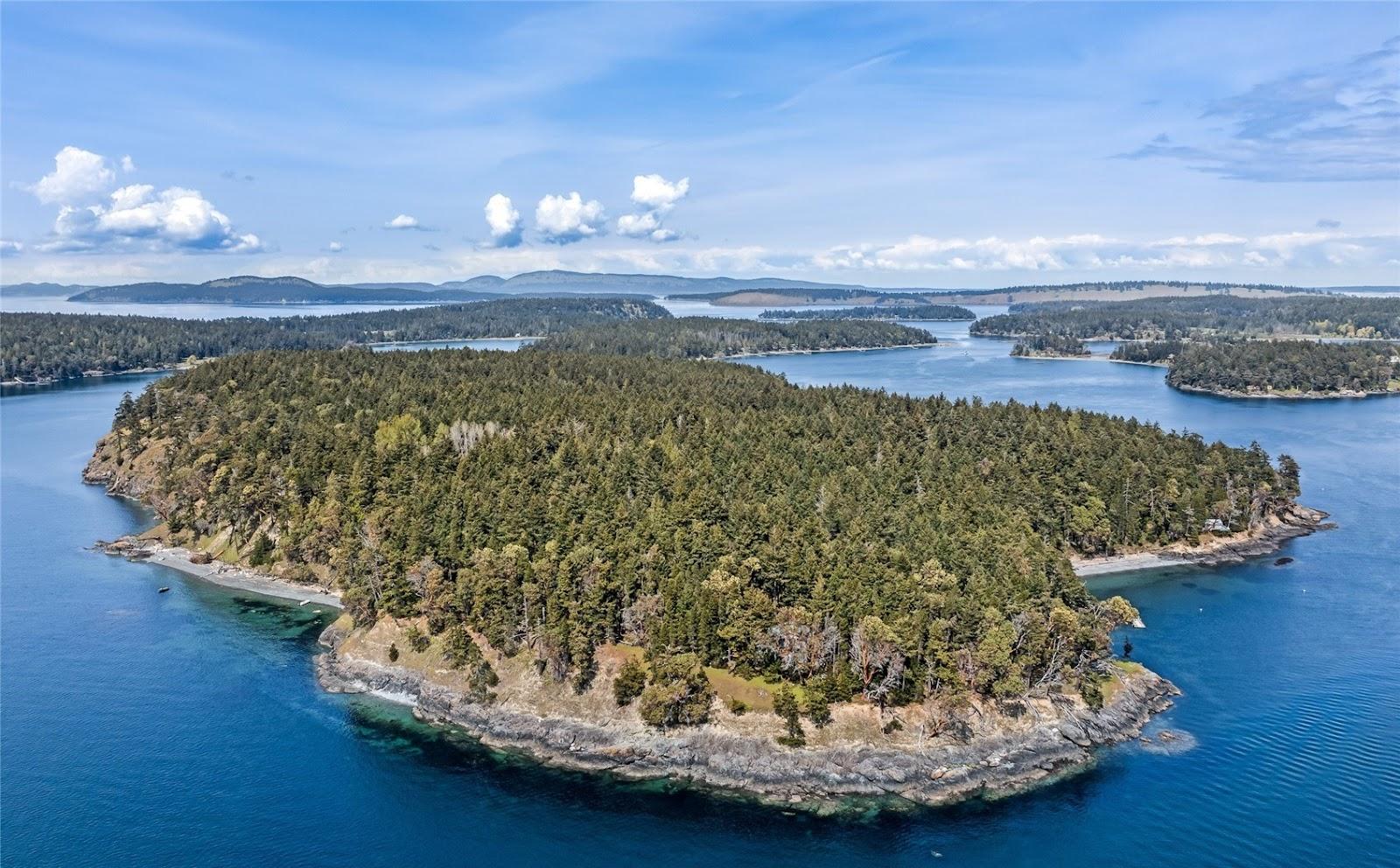 Sandee Henry Island, Beach 339a