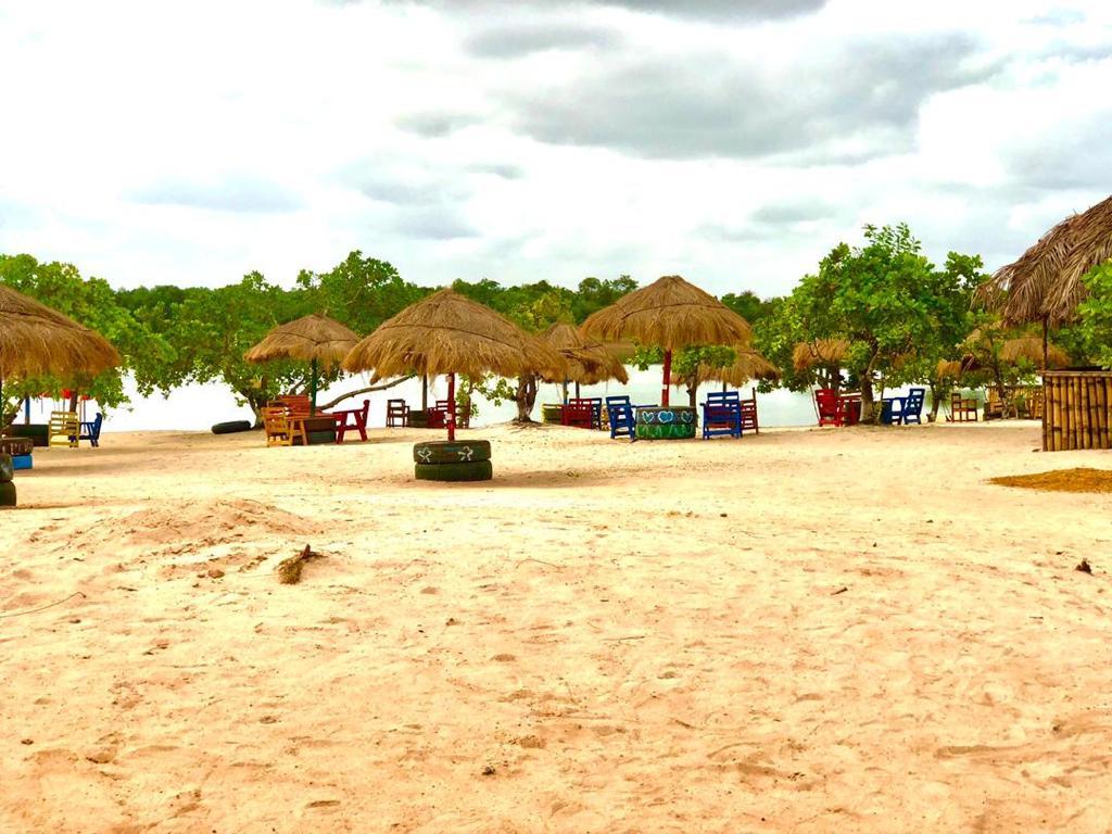 Sandee Bamba Beach