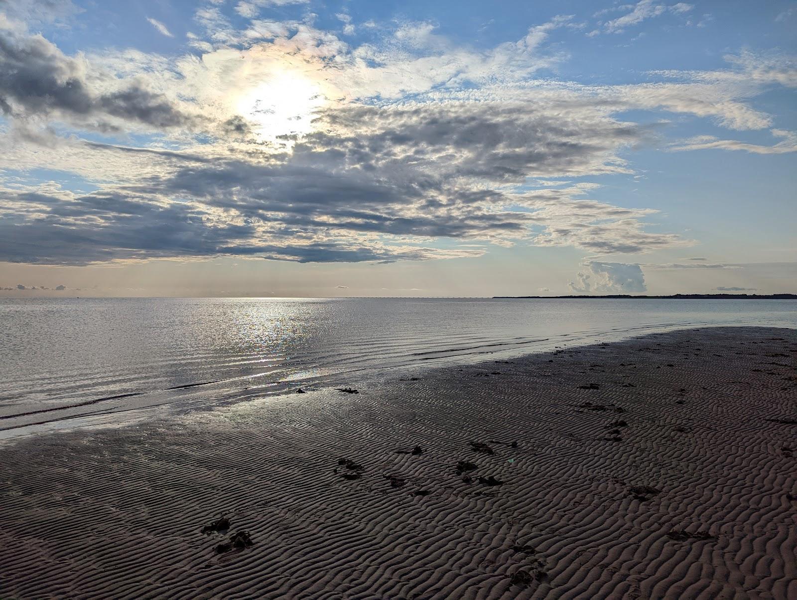 Sandee Myras Beach