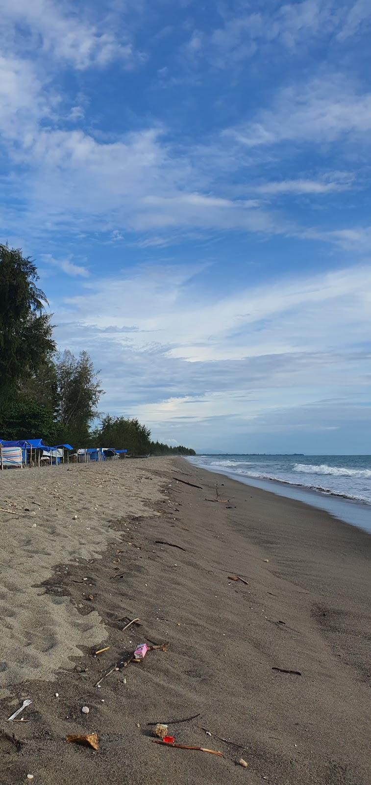 Sandee Pantai Arta Indah