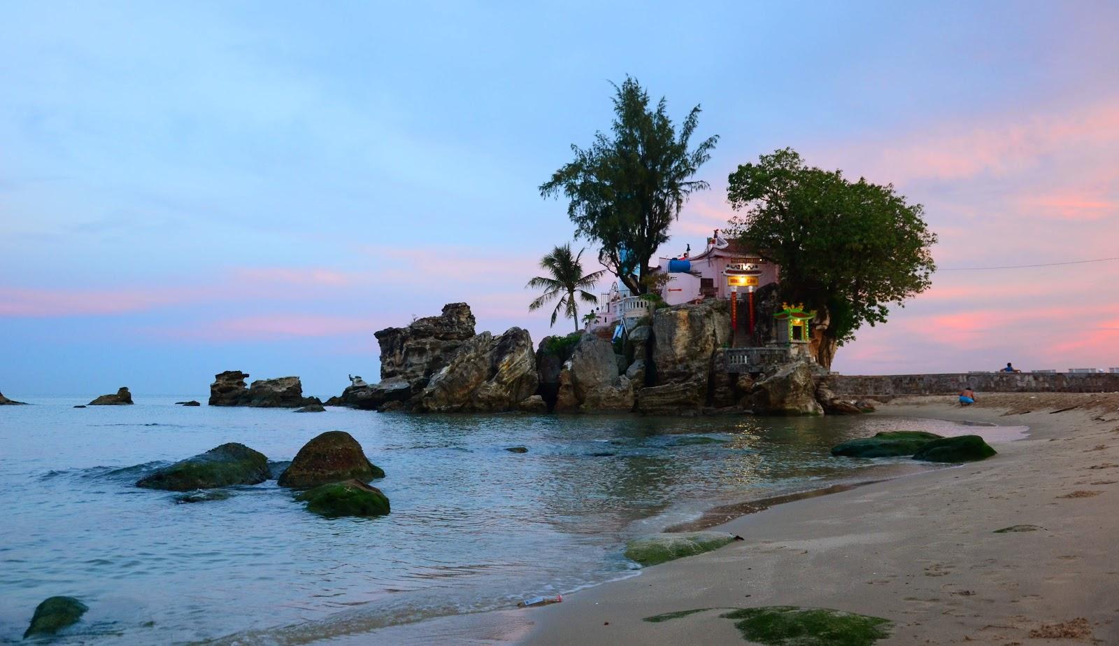 Sandee Dinh Cau Beach