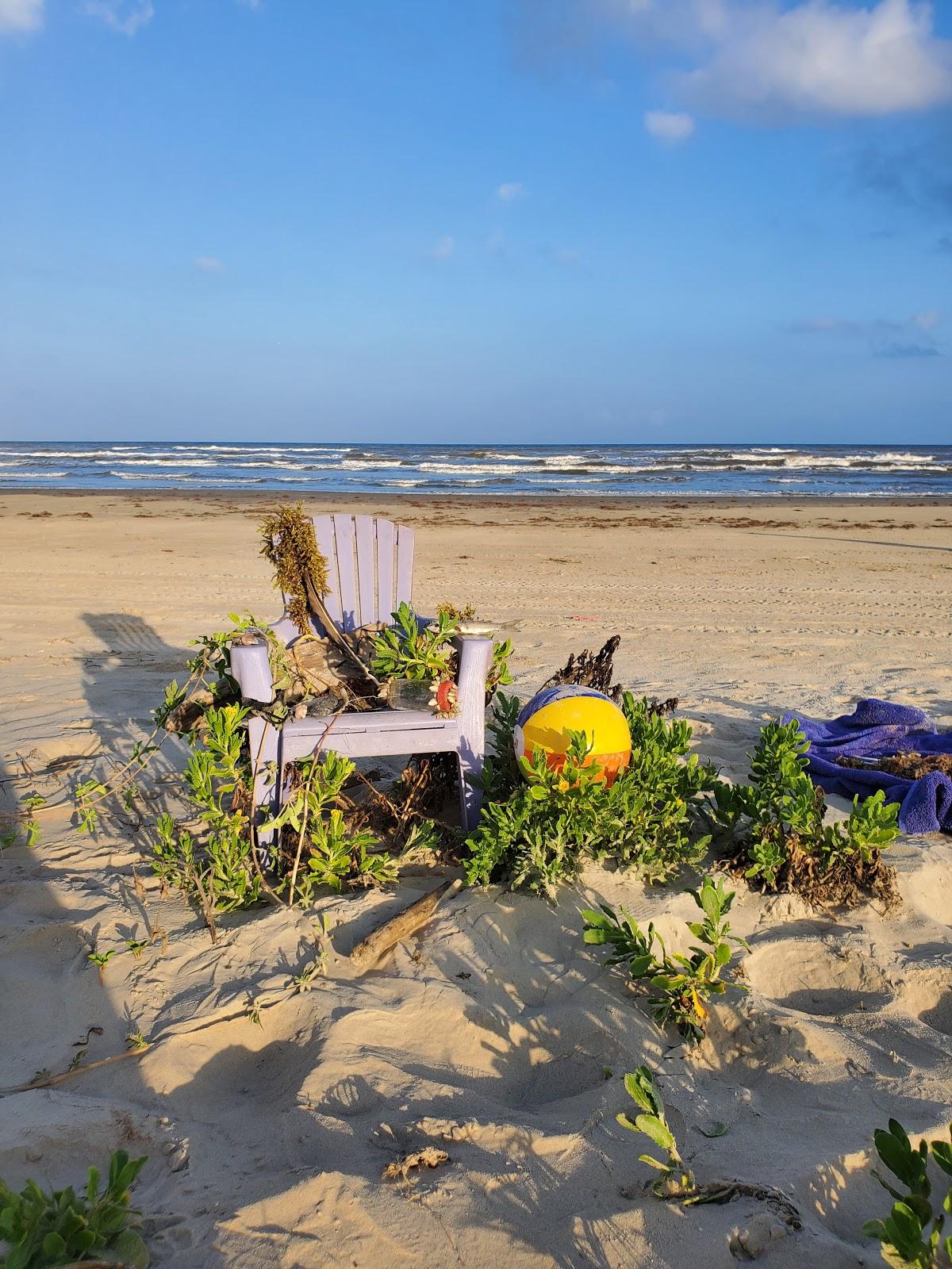 Sandee Sea Life Hotel Beach