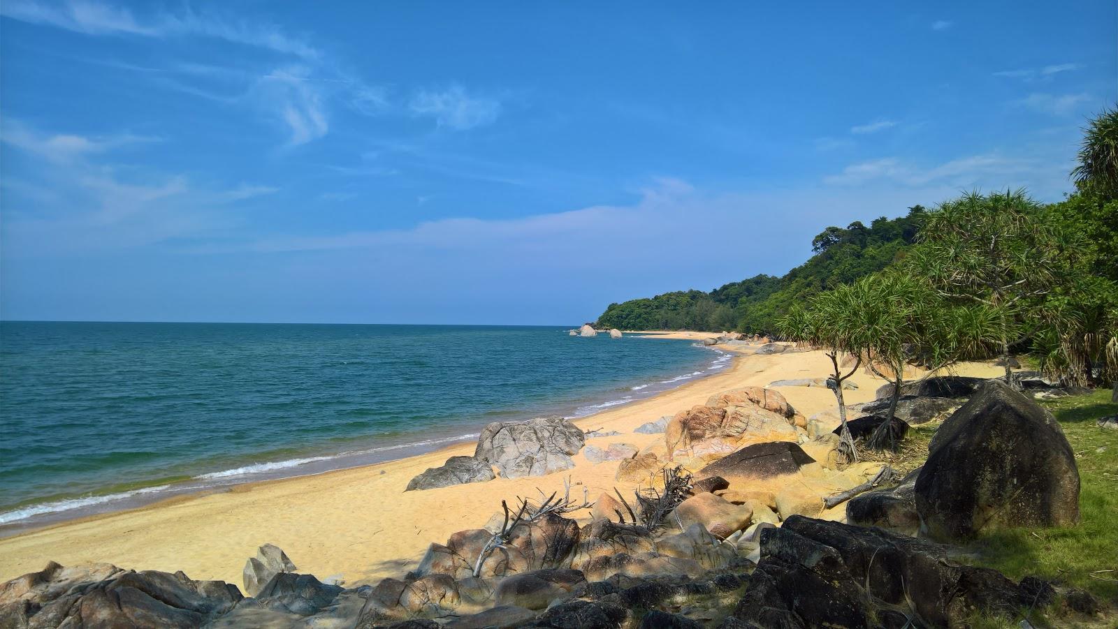 Sandee Ao Manao Beach