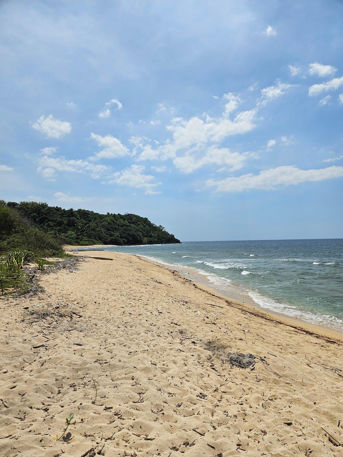 Sandee Olanen Beach