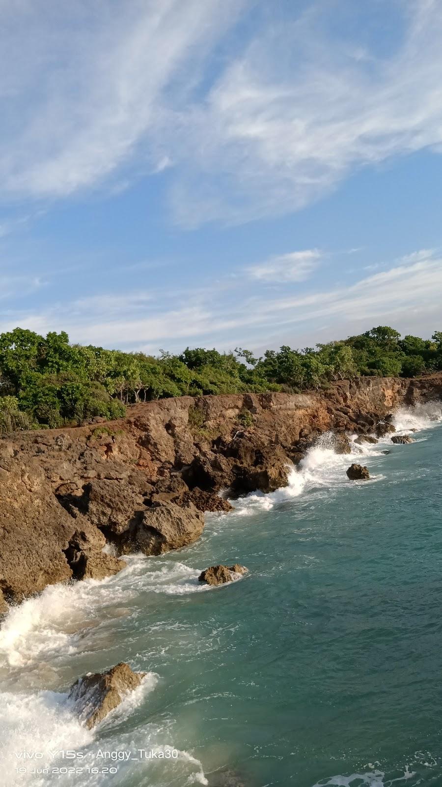 Sandee Pantai Nawen