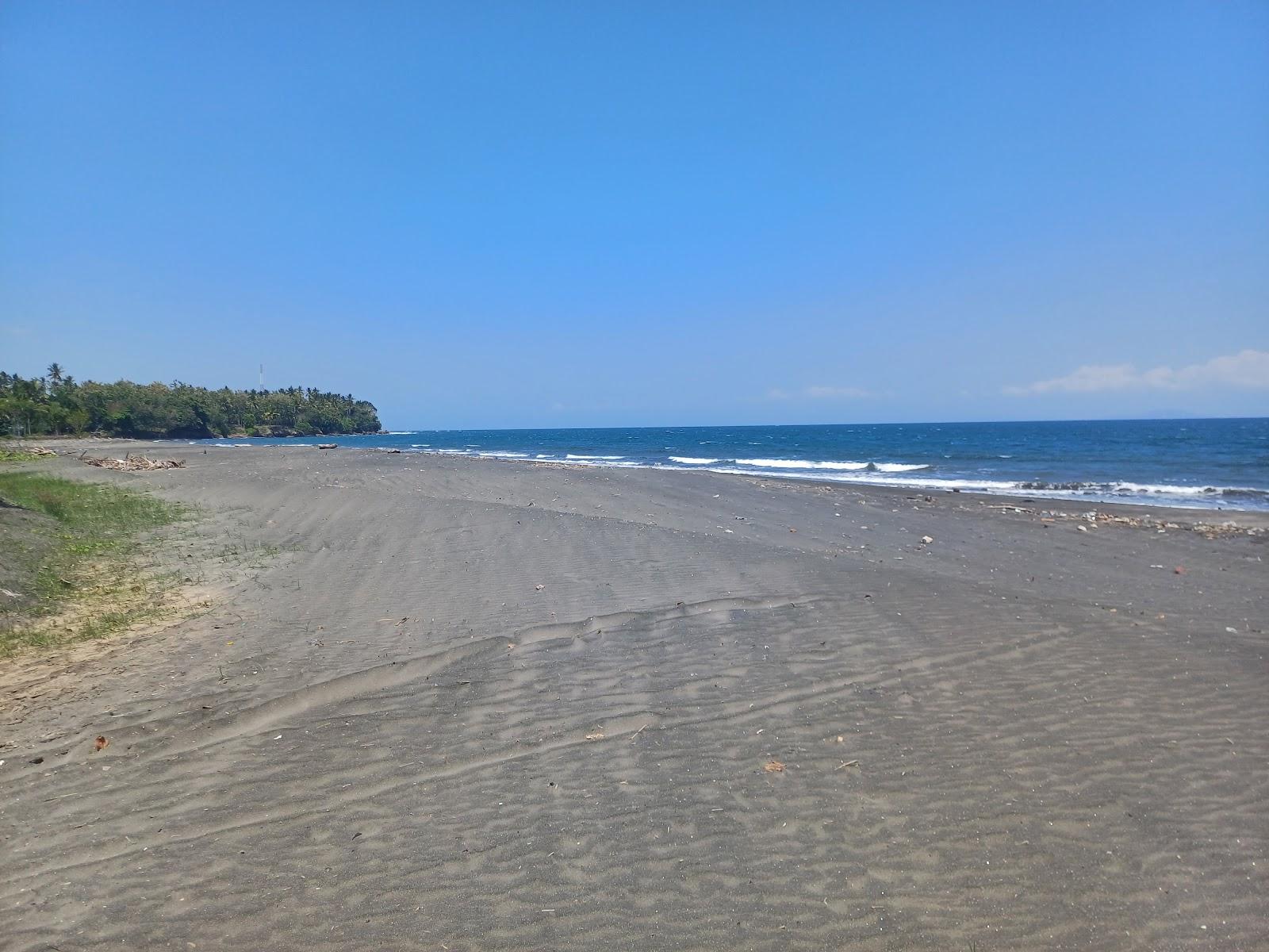Sandee Melaya Beach