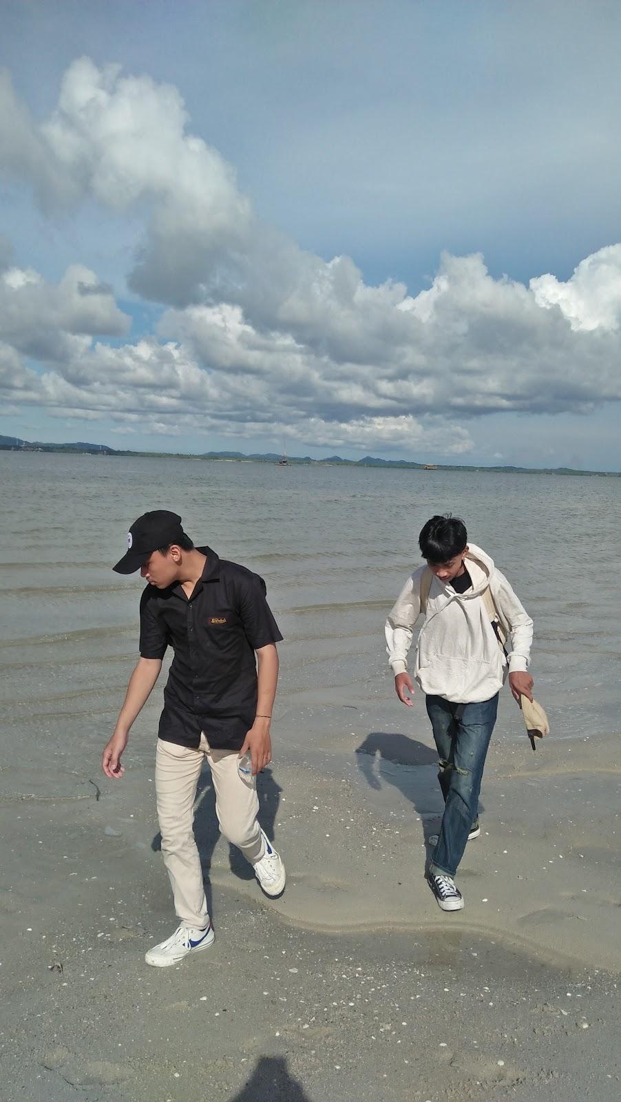 Sandee Quegdevelim Beach