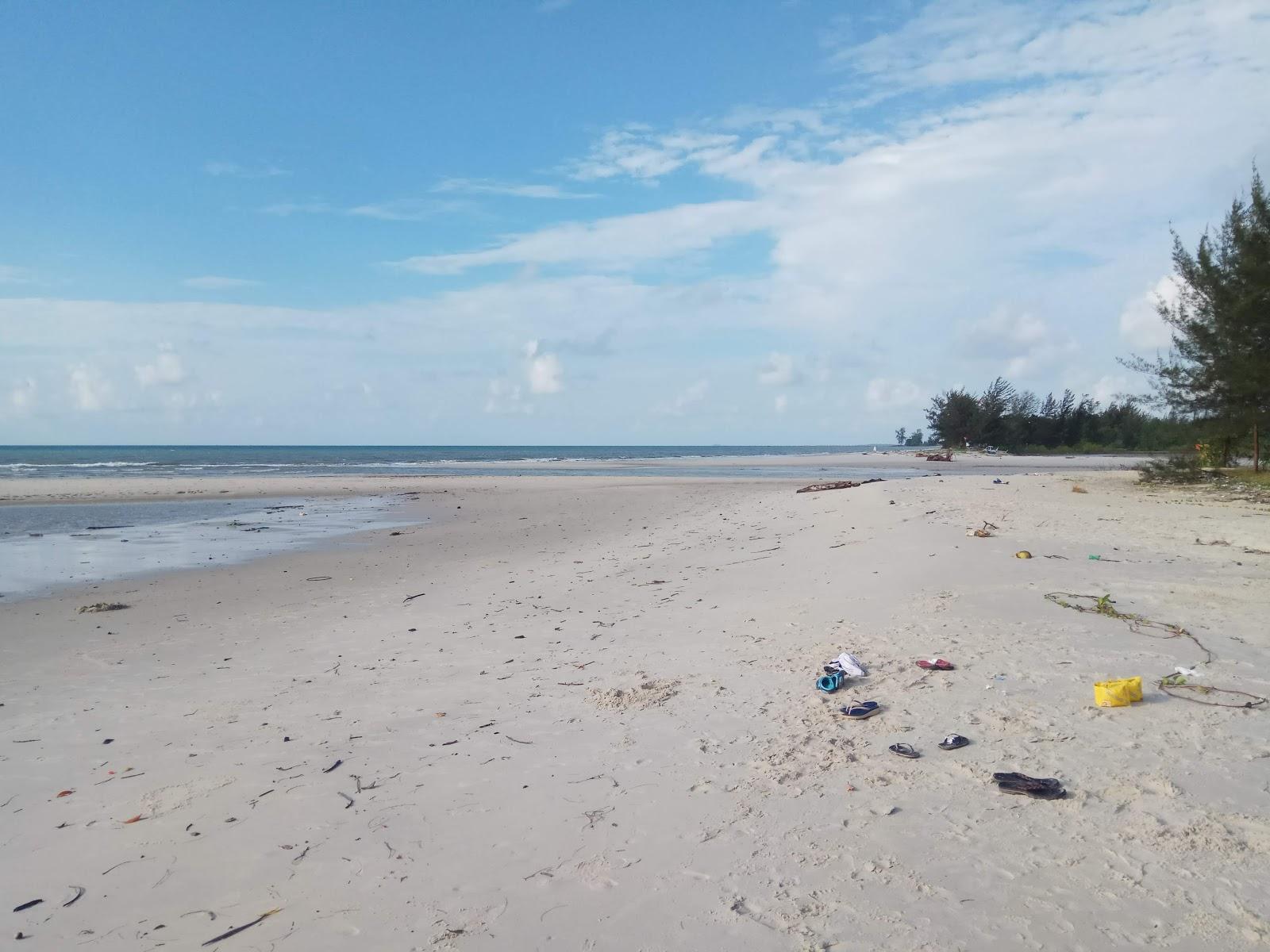 Sandee Dande Beach