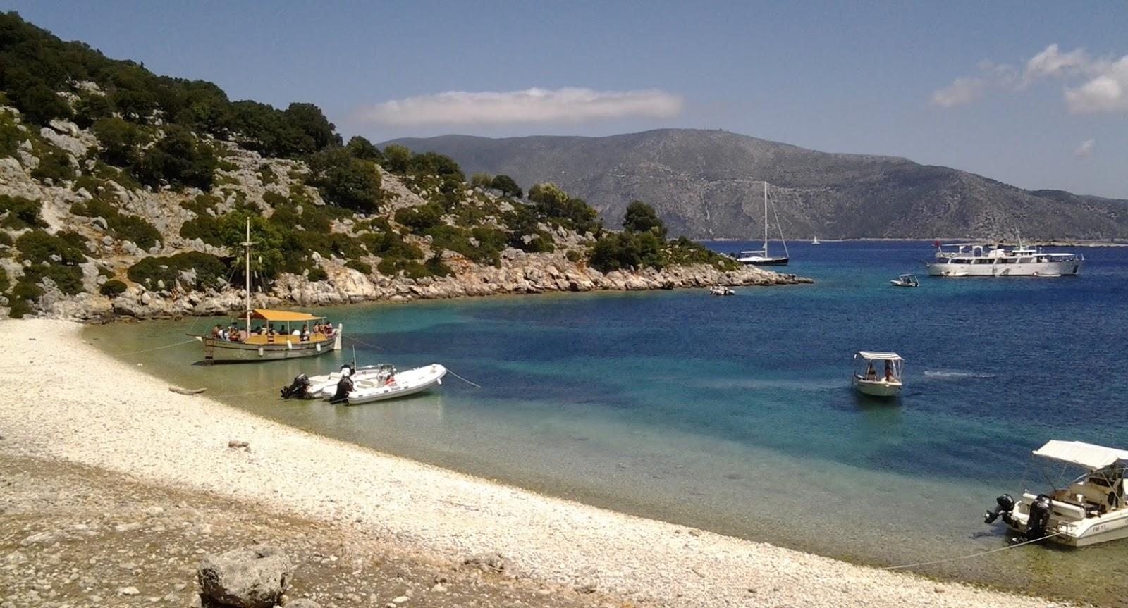 Sandee Kamini Beach