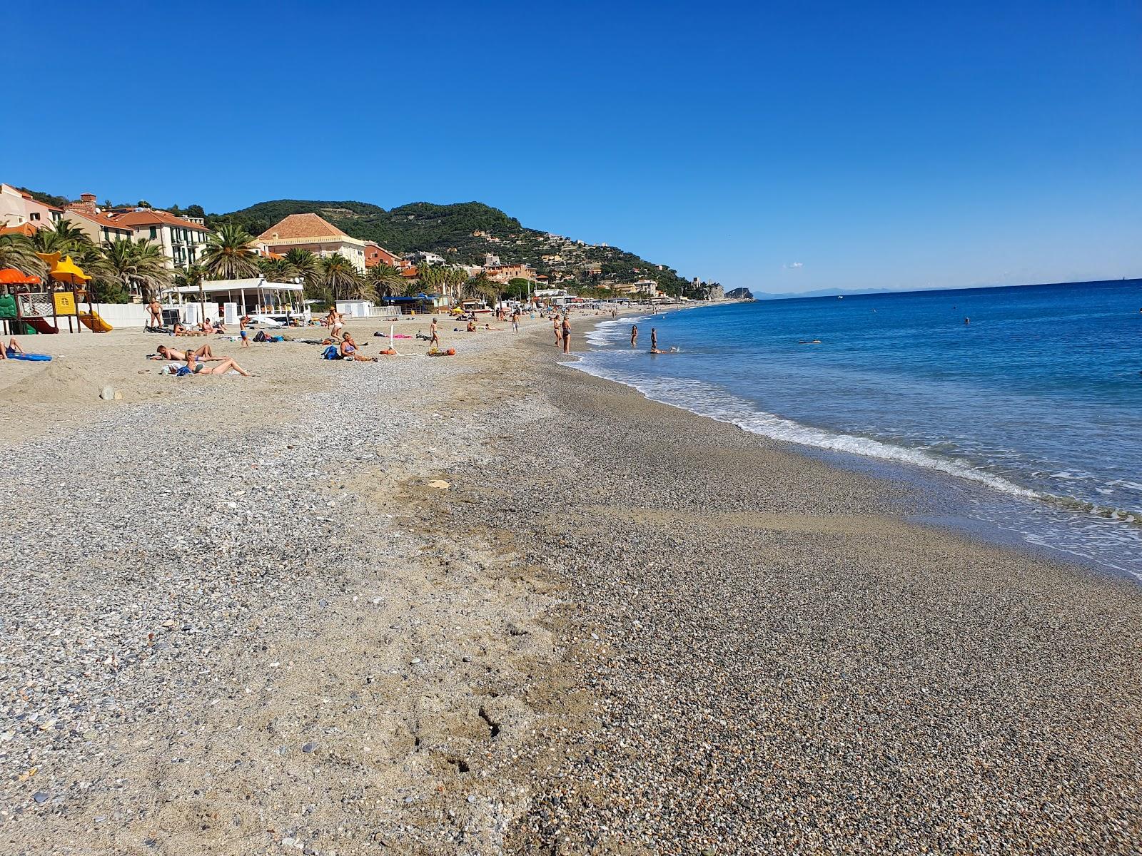 Sandee Spiaggia Libera E Attrezzata