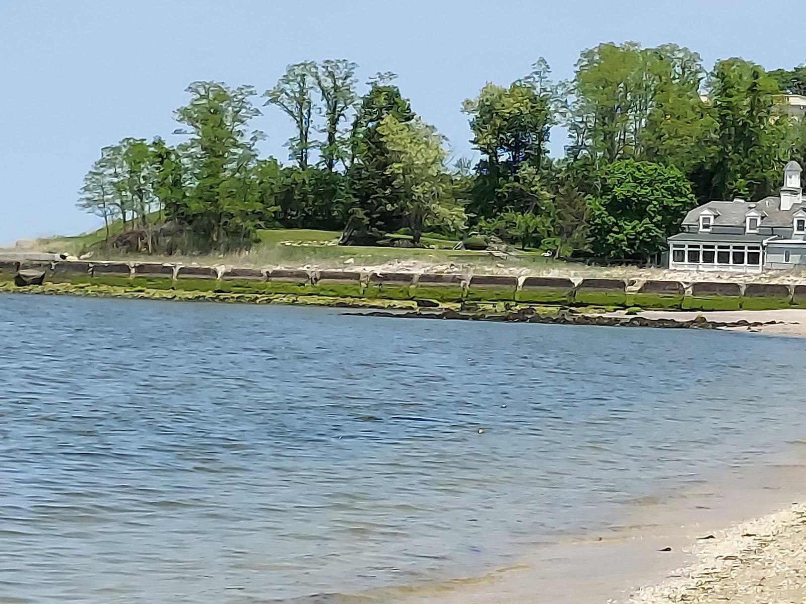 Sandee Center Island Beach Field