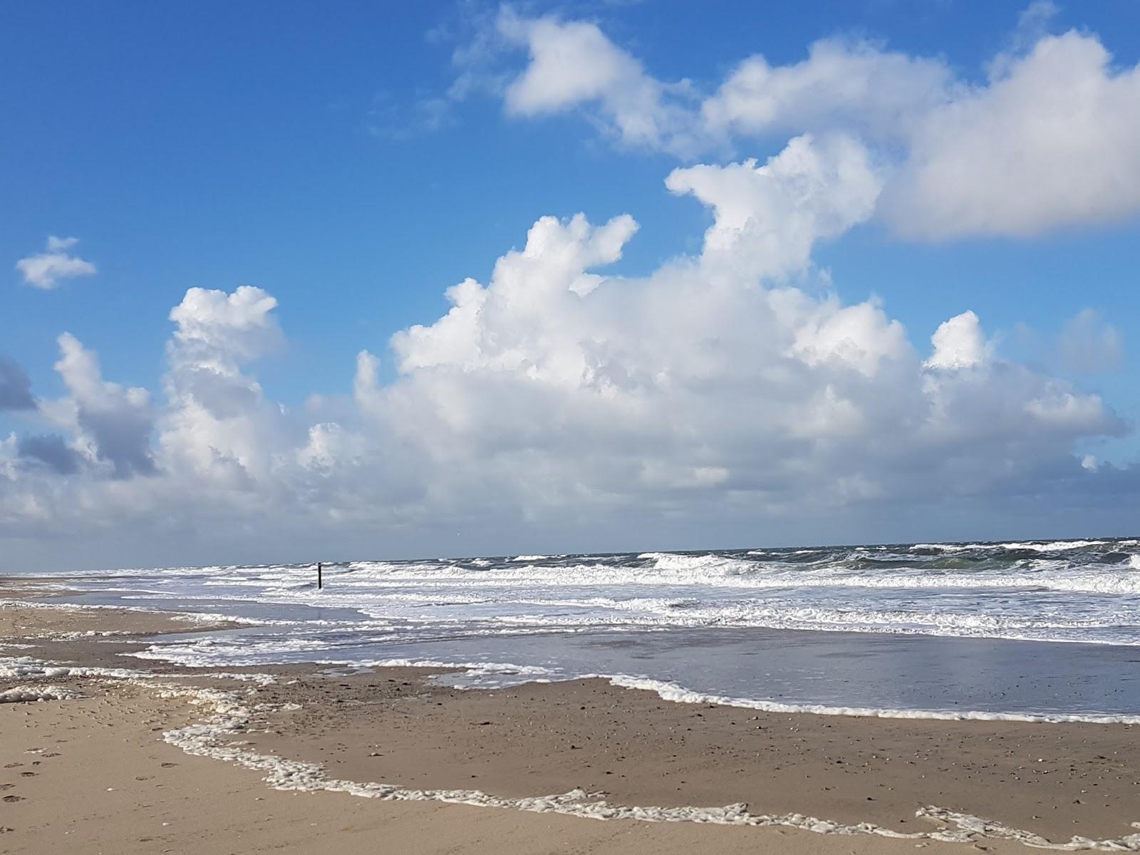 Sandee De Hors Beach