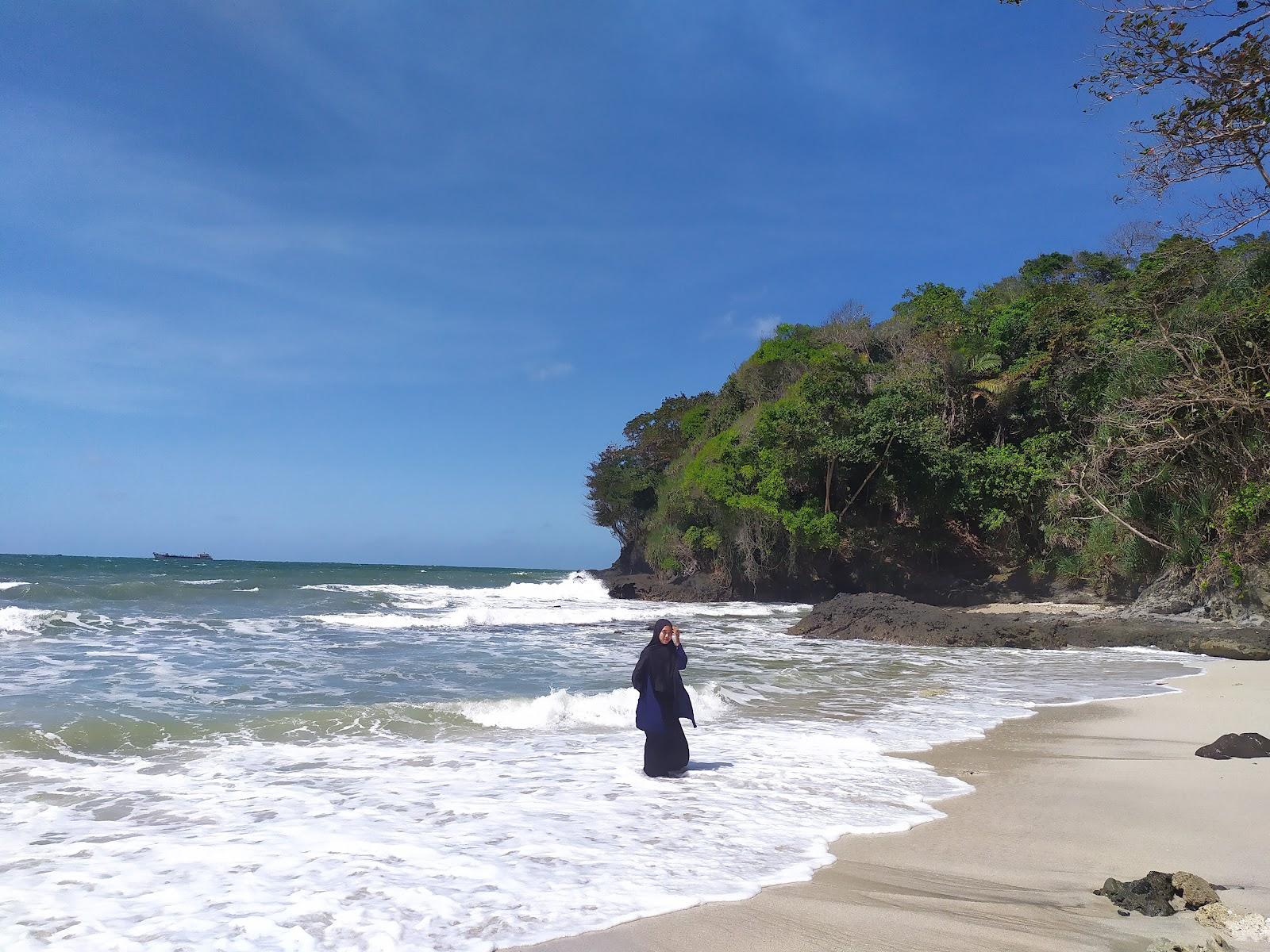 Sandee Tukda Miyani Beach