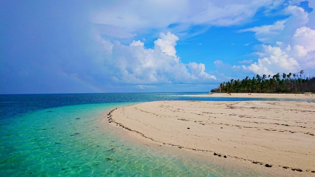 Sandee Bayangan Island