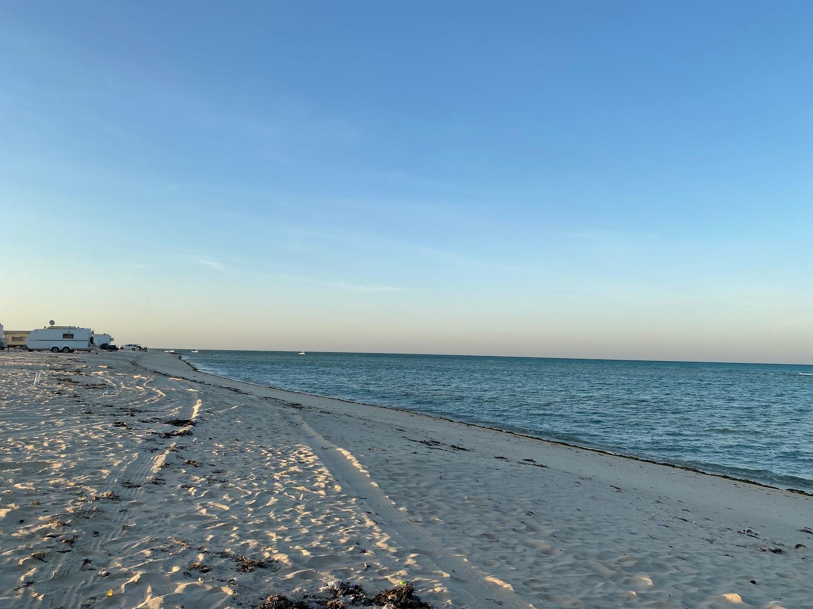 Sandee Maroona Beach