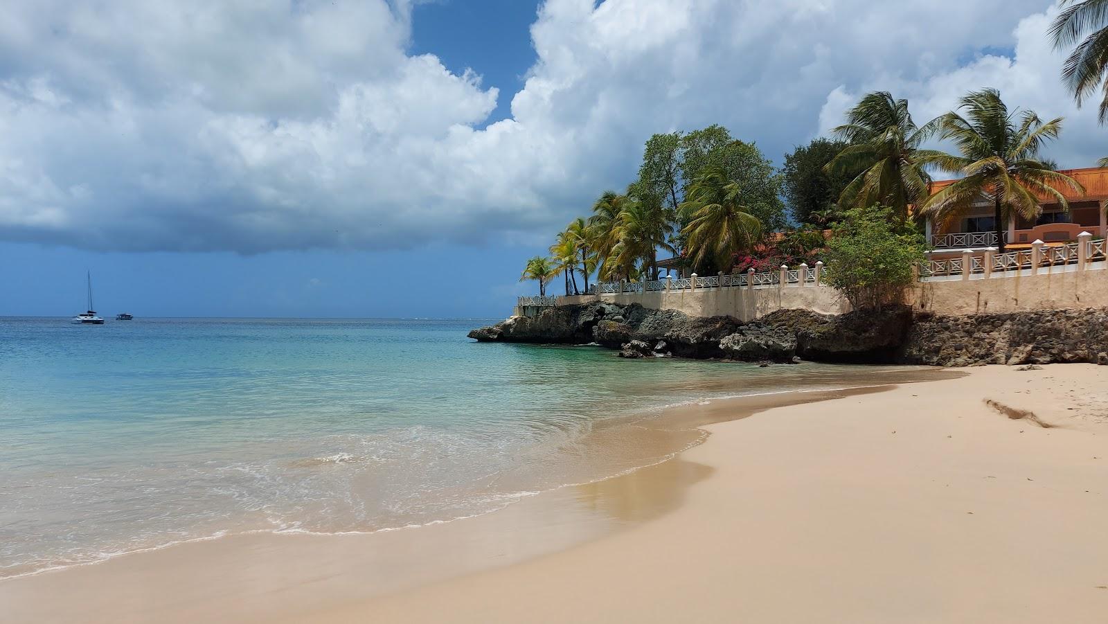 Sandee Store Bay
