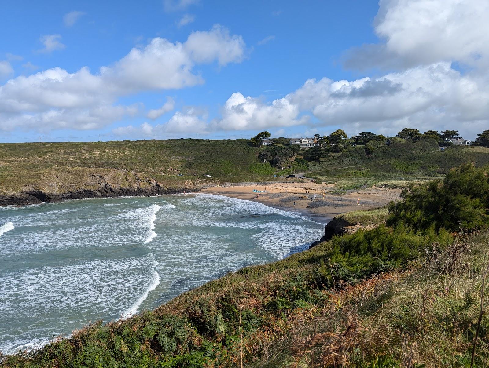 Sandee Poldhu Cove Beach