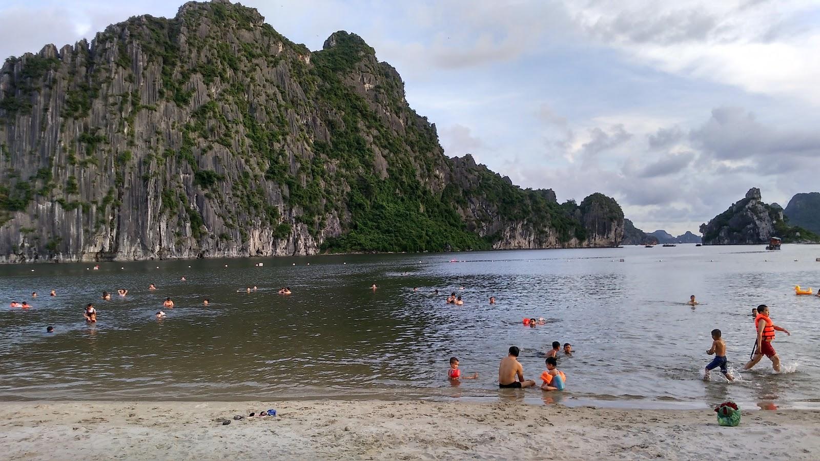 Sandee Quang Hong Beach