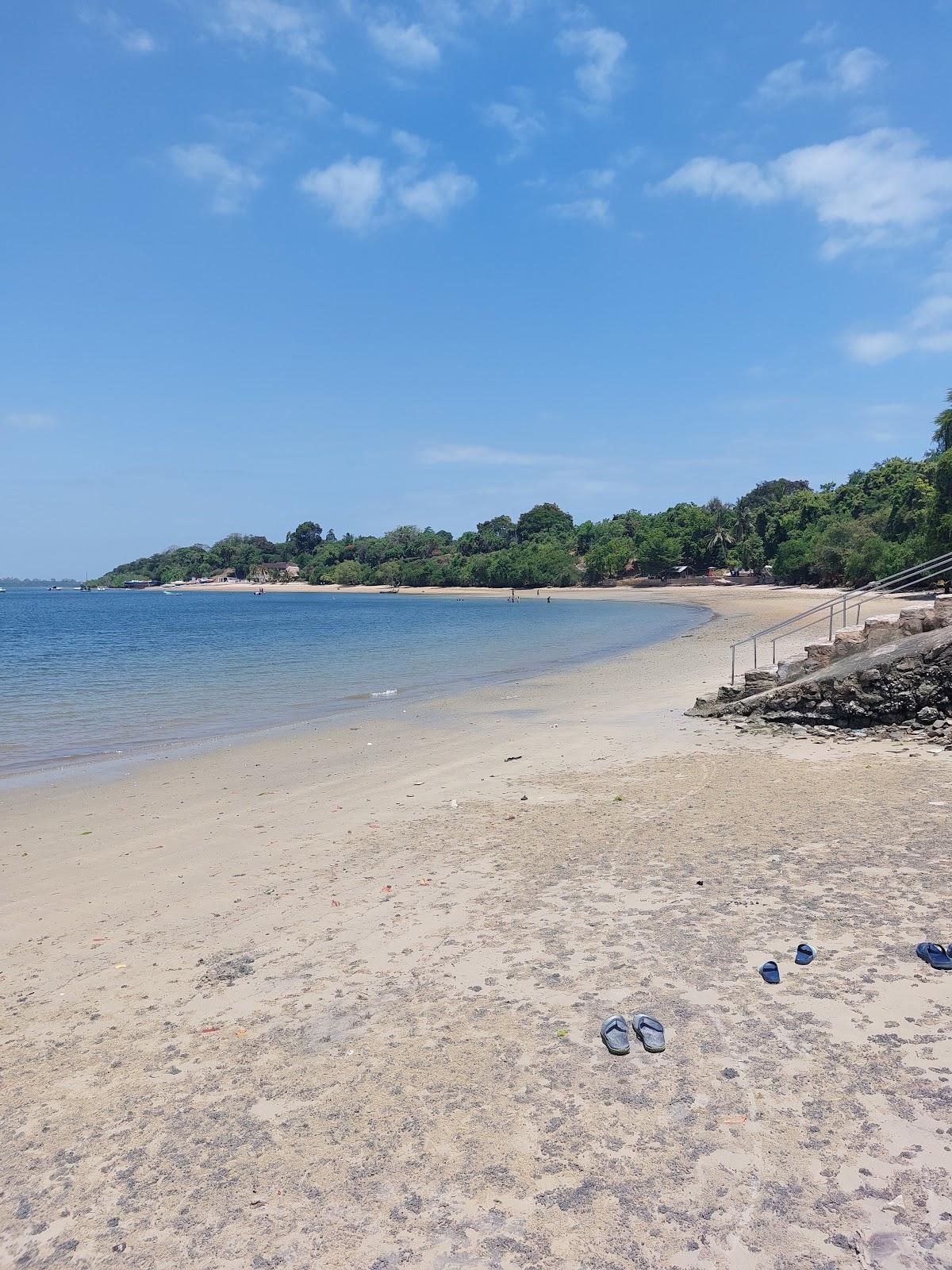 Sandee Raskazone Beach