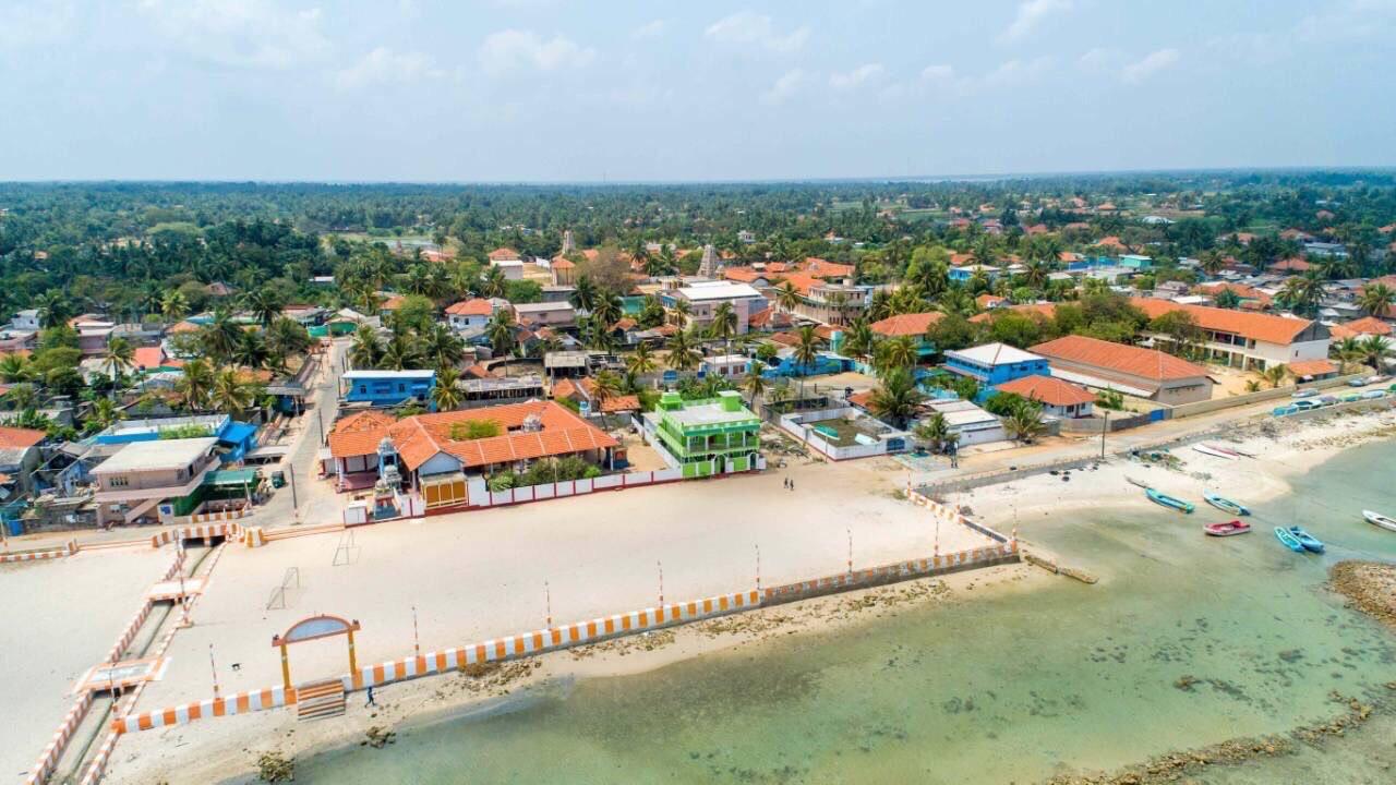 Sandee Uthayasooriyan Beach